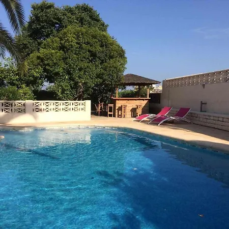 Independiente Con Piscina Privada Cerca Del Pueblo Aa Internet Villa