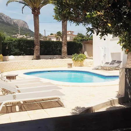 Independiente Con Piscina Privada Cerca Del Pueblo Aa Internet Villa